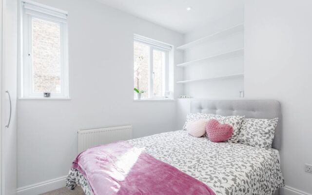 2 Bedroom Portobello Notting Hill Apartment