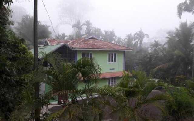 Room in B&B - Wayanad Stay- The Coffee-suite