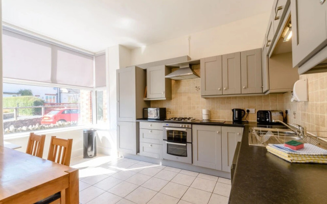 1 Roxby Terrace