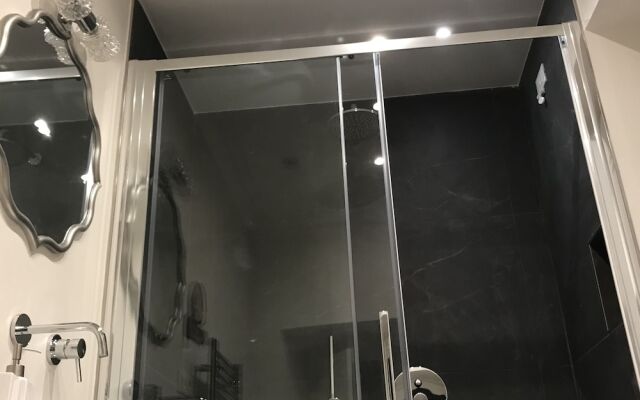 Mia al Pantheon Luxury Suites