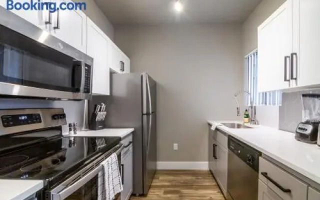Landing Modern Apartment With Amazing Amenities Id87235