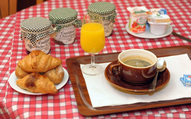 The Originals City, Hôtel de France