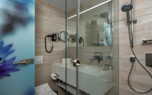 Отель Ensana Thermal Margaret Island