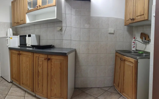 Guest Rooms and Family Apartments