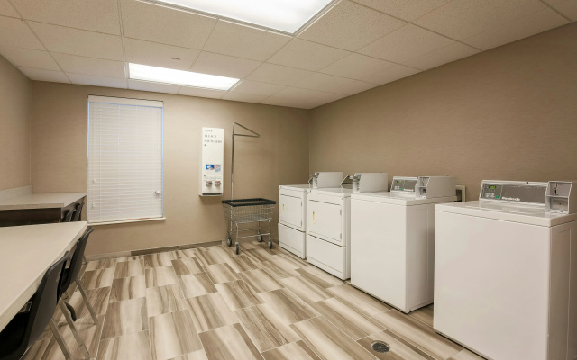 Homewood Suites Southwind - Hacks Cross