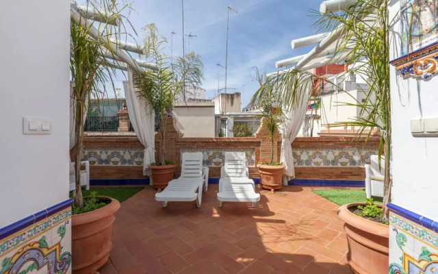 Pequeño palacete Calle Santas Patronas