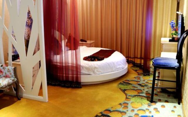 Binjiang Fashion Theme Hotel Huangshan Tunxi Old Street