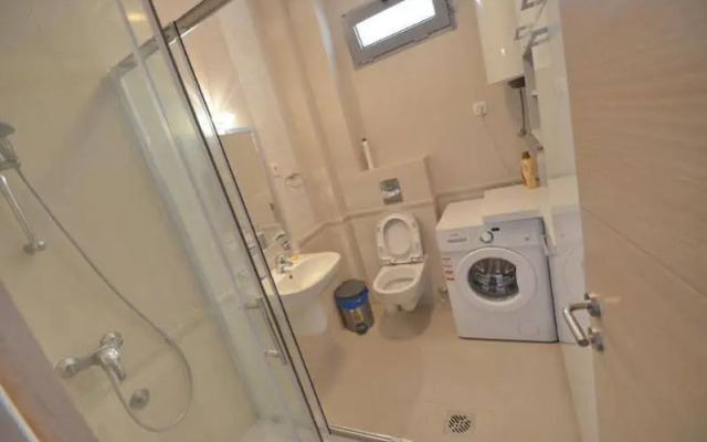 Hec Apartment