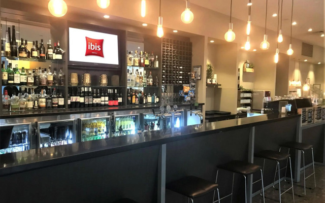 ibis Melbourne Glen Waverley