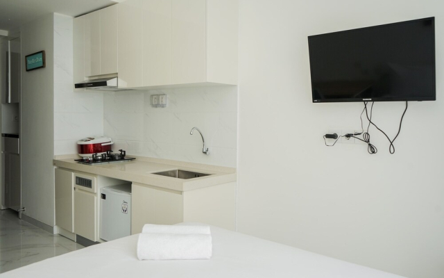 Wonderful Studio Apartment At Sky House Bsd