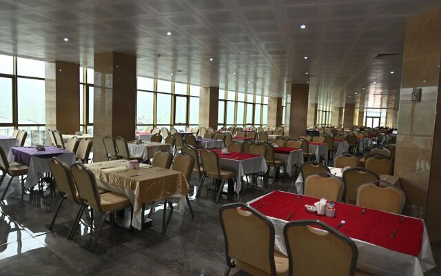 Sarot Thermal Vadi Tatil Köyü -Halal Hotel