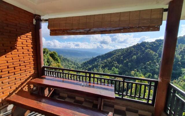 Munduk V View House