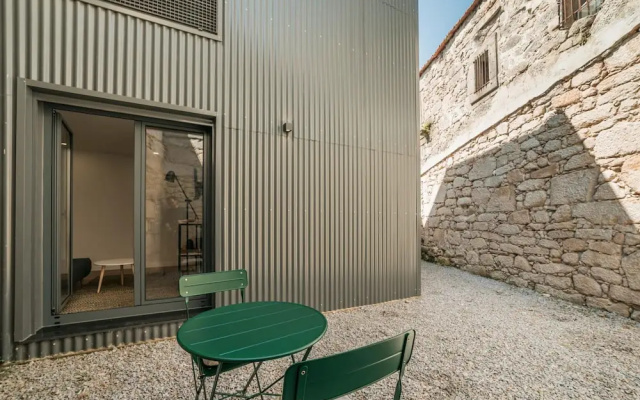 Courtyard Oporto Design Apartment L With Terrace