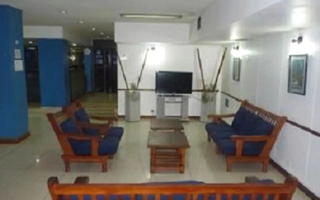 Hotel Adrazi