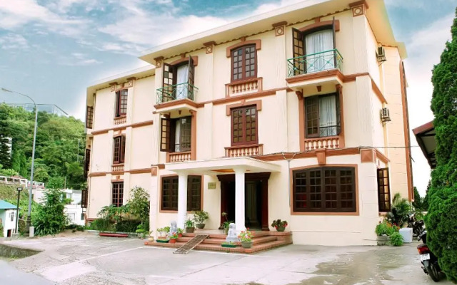 Suoi Mo Hotel