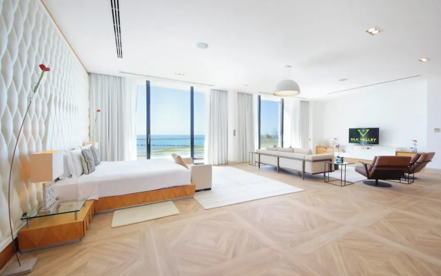 Royal Retreat Villa at Nurai Island