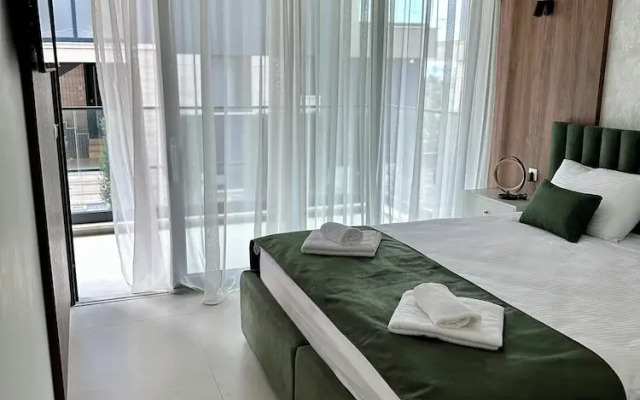Zados Luxury Residence