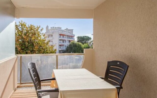 Classy studio with AC and seaview balcony in Nice near beach - Welkeys