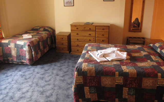 OYO The Southcliff Hotel