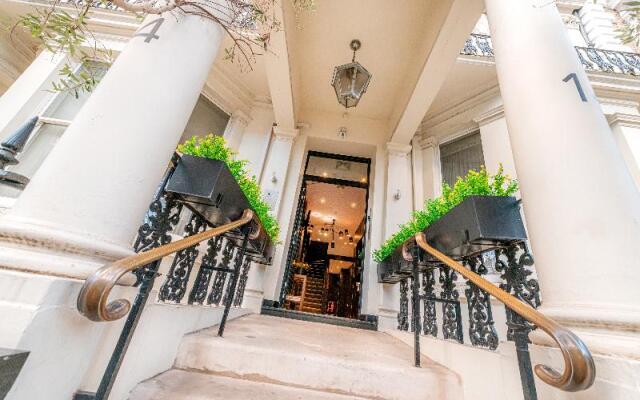 Claverley Court Apartment Knightsbridge