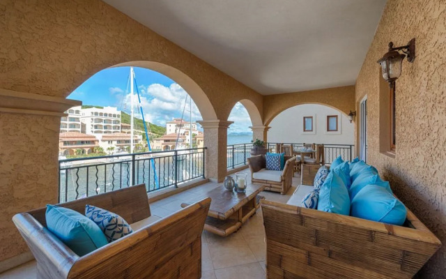 Dream Villa Cupecoy-550