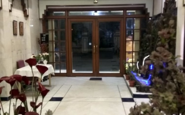 Garden Hotel