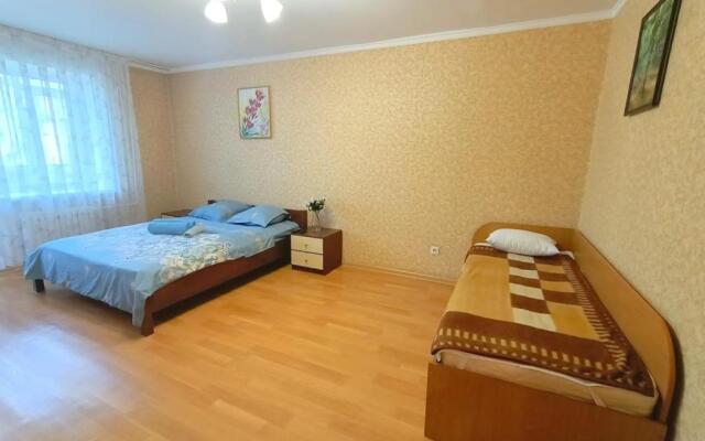 1 komnatnye apartamenty na Auel'bekova 138