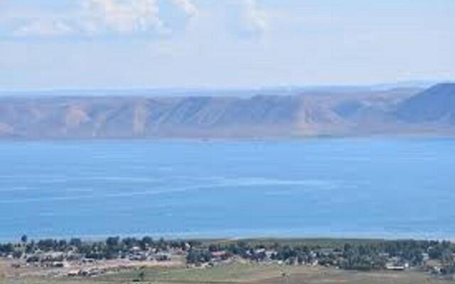 Holiday Inn Express & Suites Logan by IHG