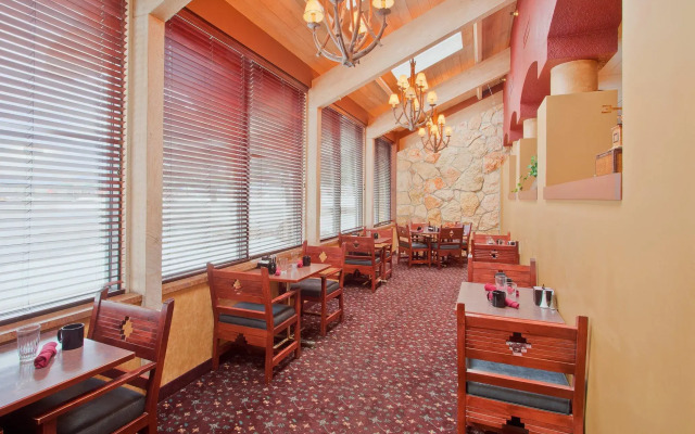 3 Rivers Hotel