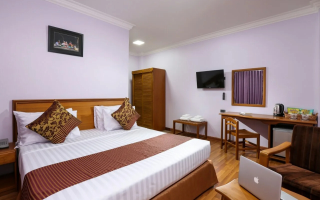 Hotel Corolla