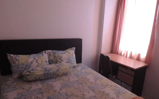 Studio Room at V Apartment