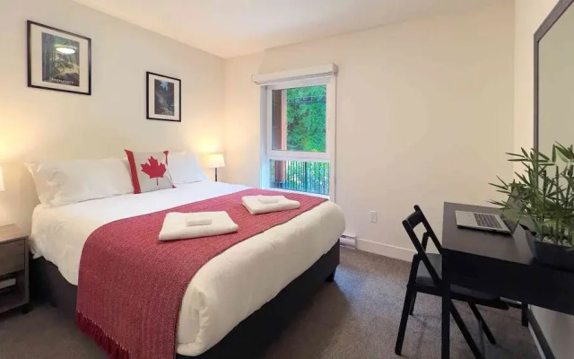 Al's Escape by Revelstoke Vacations