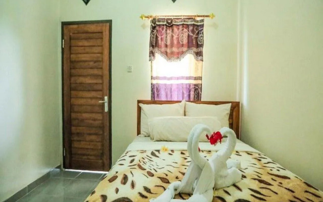 Putu Lembongan Lodge