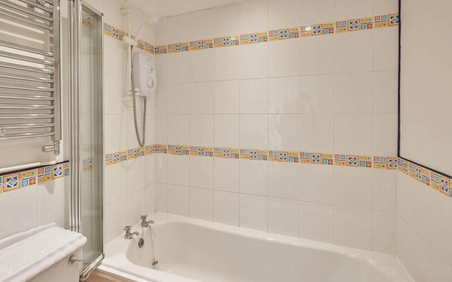 Apartment 2 At Glencoe