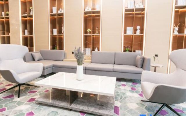 Lavande Hotel Huizhou World Trade Center