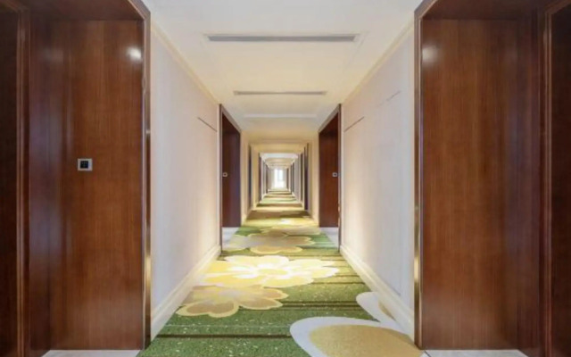 Bojing Baden Hotel