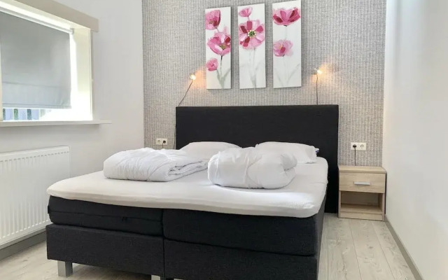 Renovated Bungalow With Garden