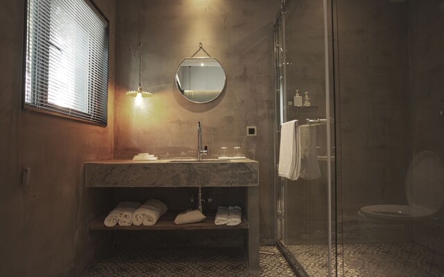 Unique Space Design Art Hotel