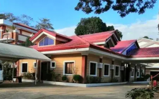Cecilia's Comfort Inn
