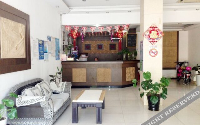 Shanghai Baoshan Changjiang Road Atour Light Residence Hotel