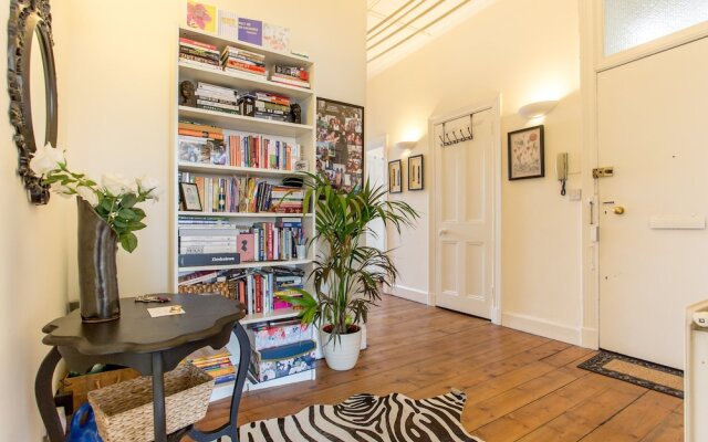 2 Bedroom Flat in Edinburgh