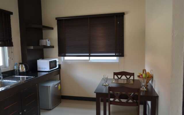 Lanta Lapaya Resort