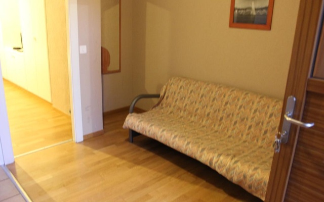 Residence Du Grand Saconnex – Guest Rooms – Le Grand-Saconnex