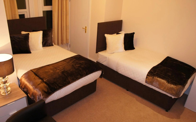 Sapphire Hotel