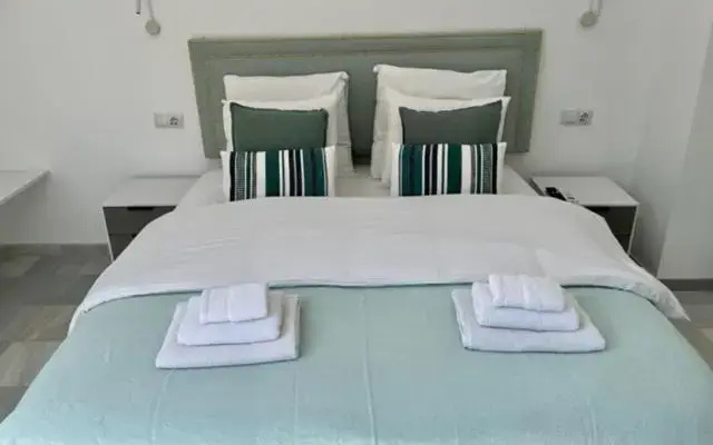 Arenal 3br apartment, 300 mtrs from Cathedral