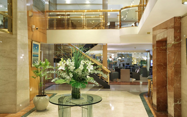 Dolmen Hotel