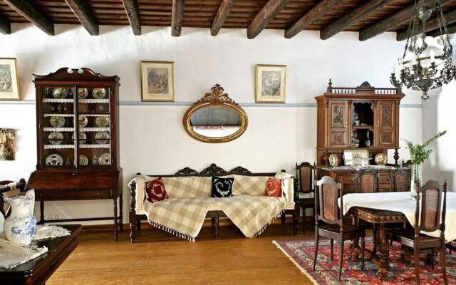Stunning, 4 Bedroom House On Patmos With Beautiful Sea Views 1.5Km Fro