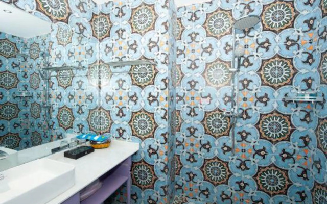 Hongtai Juyuan Theme Fashion Hotel