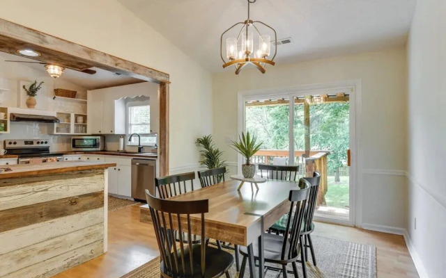 Pet-Friendly Lake Norman Retreat