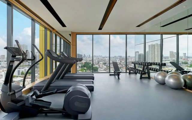 Hilton Garden Inn Bangkok Riverside
